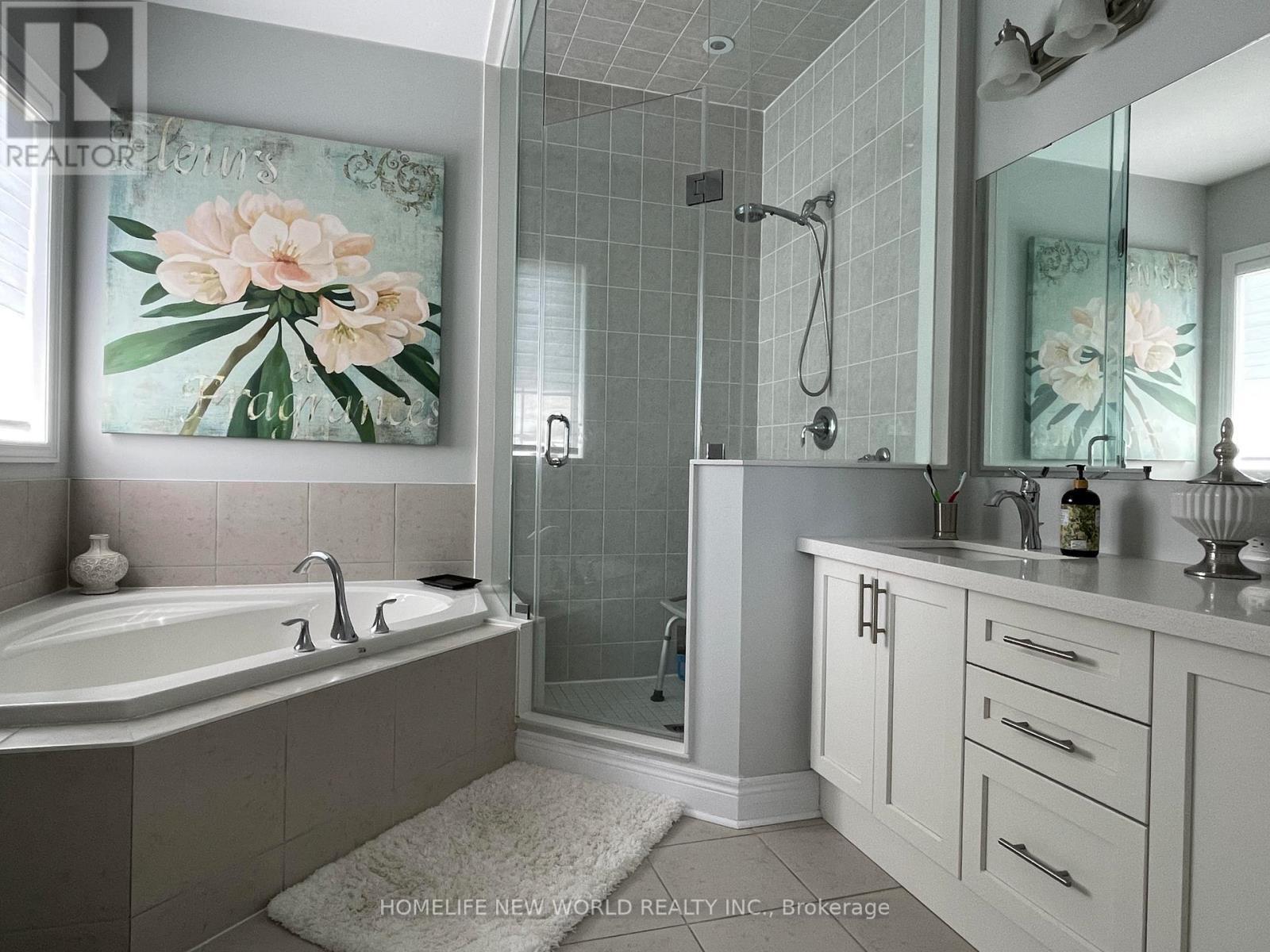 24 Monarch Drive, Halton Hills, ON - Indoor Photo Showing Bathroom