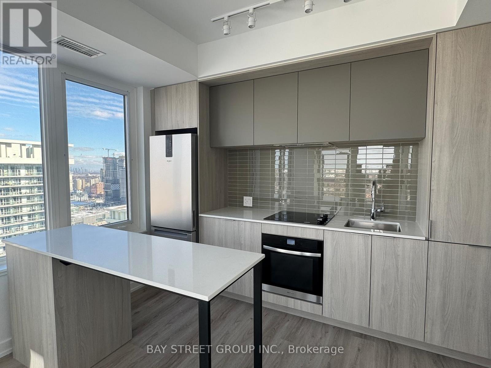 3103 - 395 Square One Drive, Mississauga, ON - Indoor Photo Showing Kitchen With Upgraded Kitchen