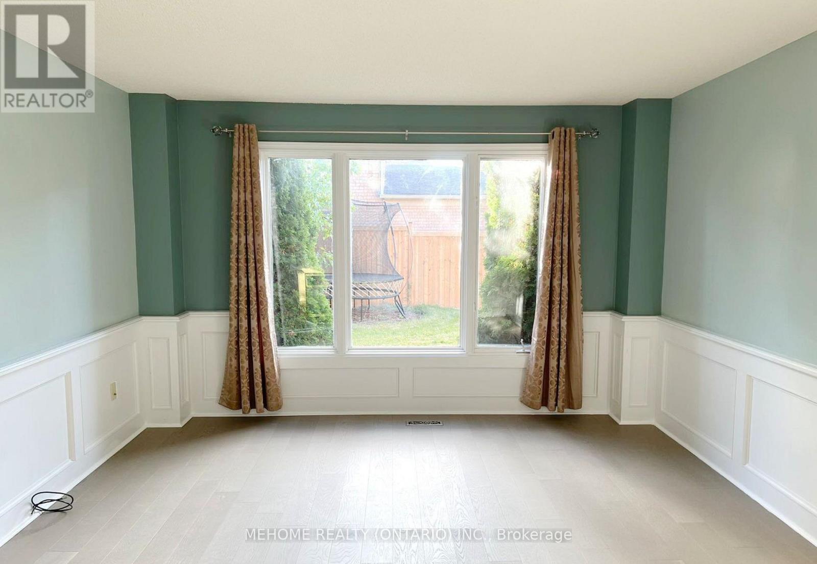 2037 Schoolmaster Circle, Oakville, ON - Indoor Photo Showing Other Room