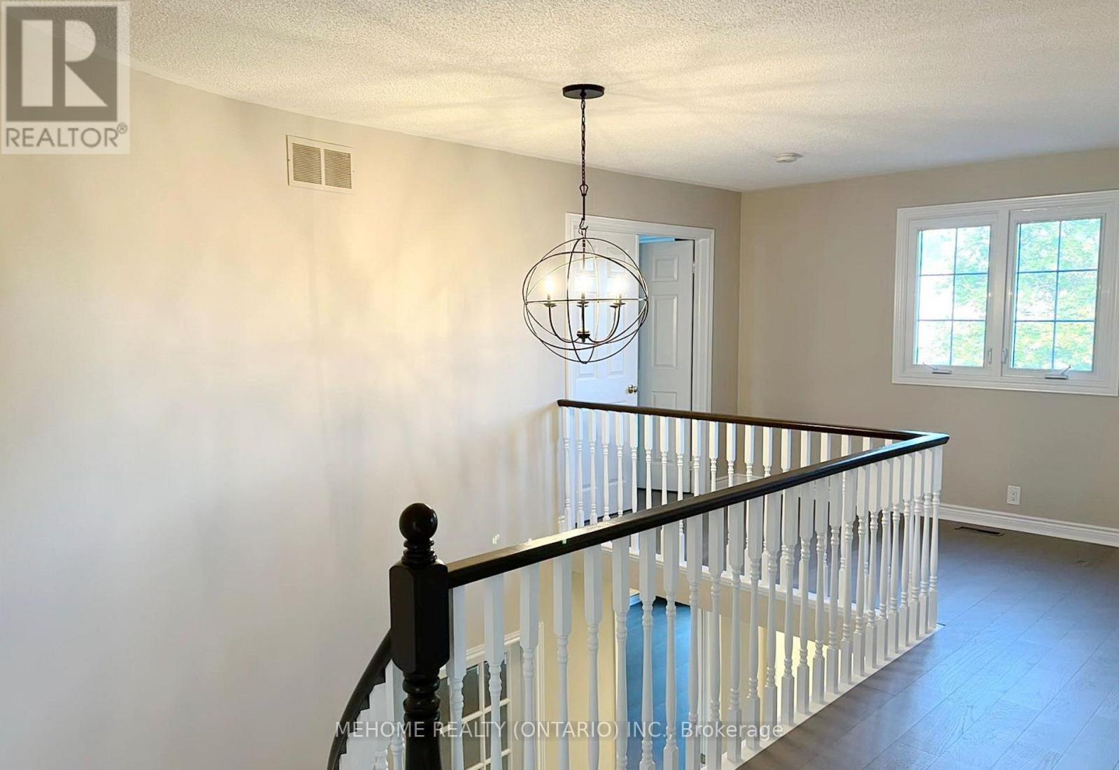 2037 Schoolmaster Circle, Oakville, ON - Indoor Photo Showing Other Room