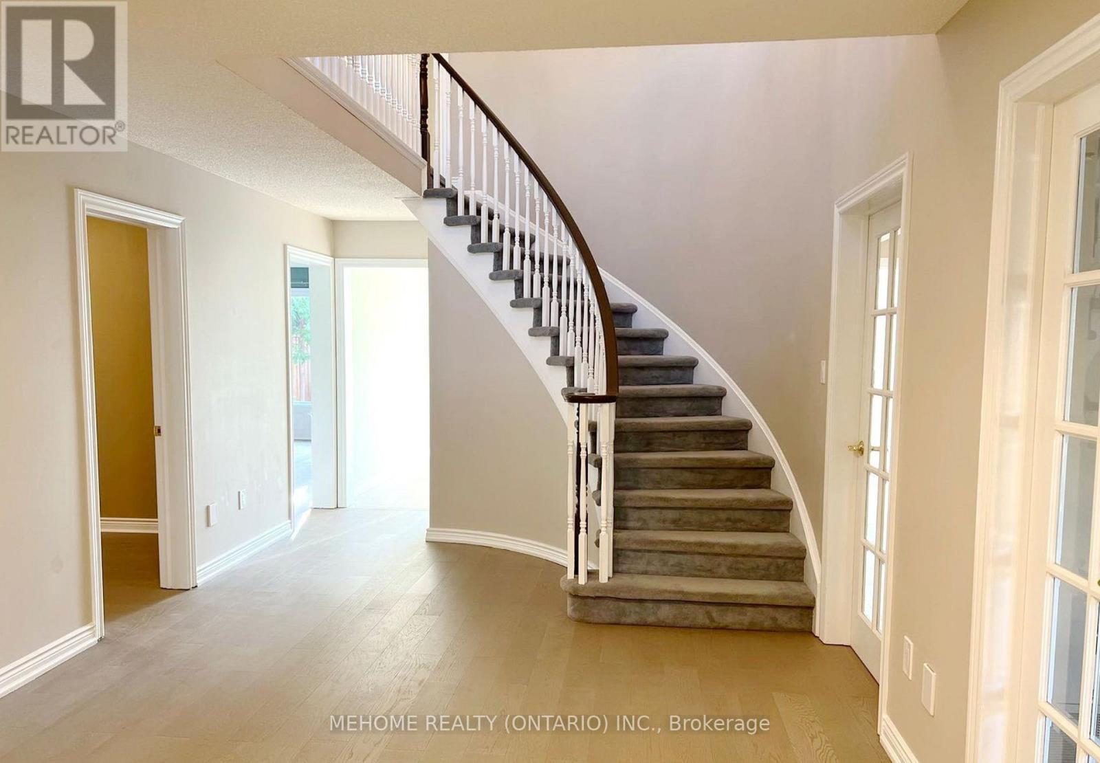2037 Schoolmaster Circle, Oakville, ON - Indoor Photo Showing Other Room