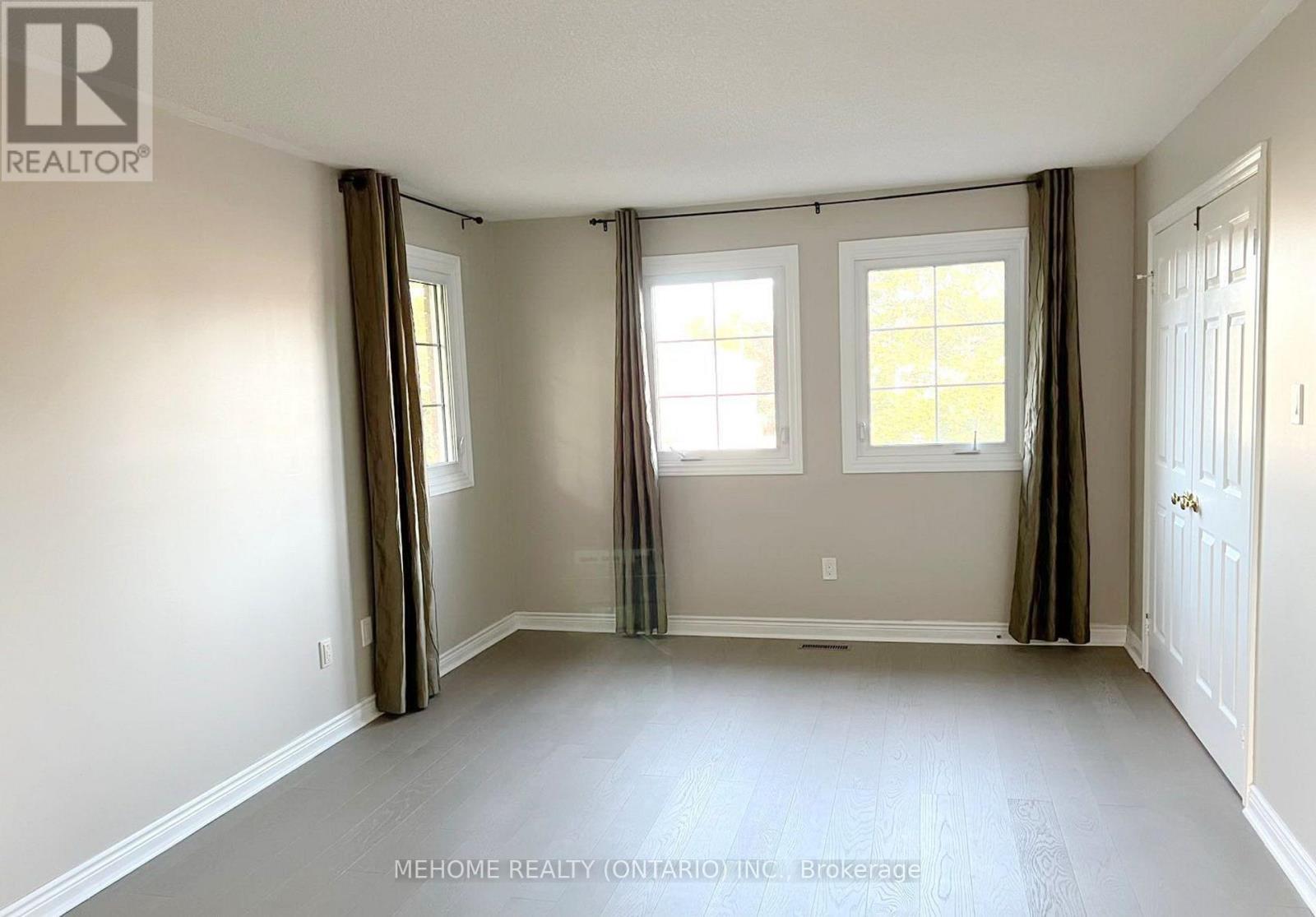 2037 Schoolmaster Circle, Oakville, ON - Indoor Photo Showing Other Room