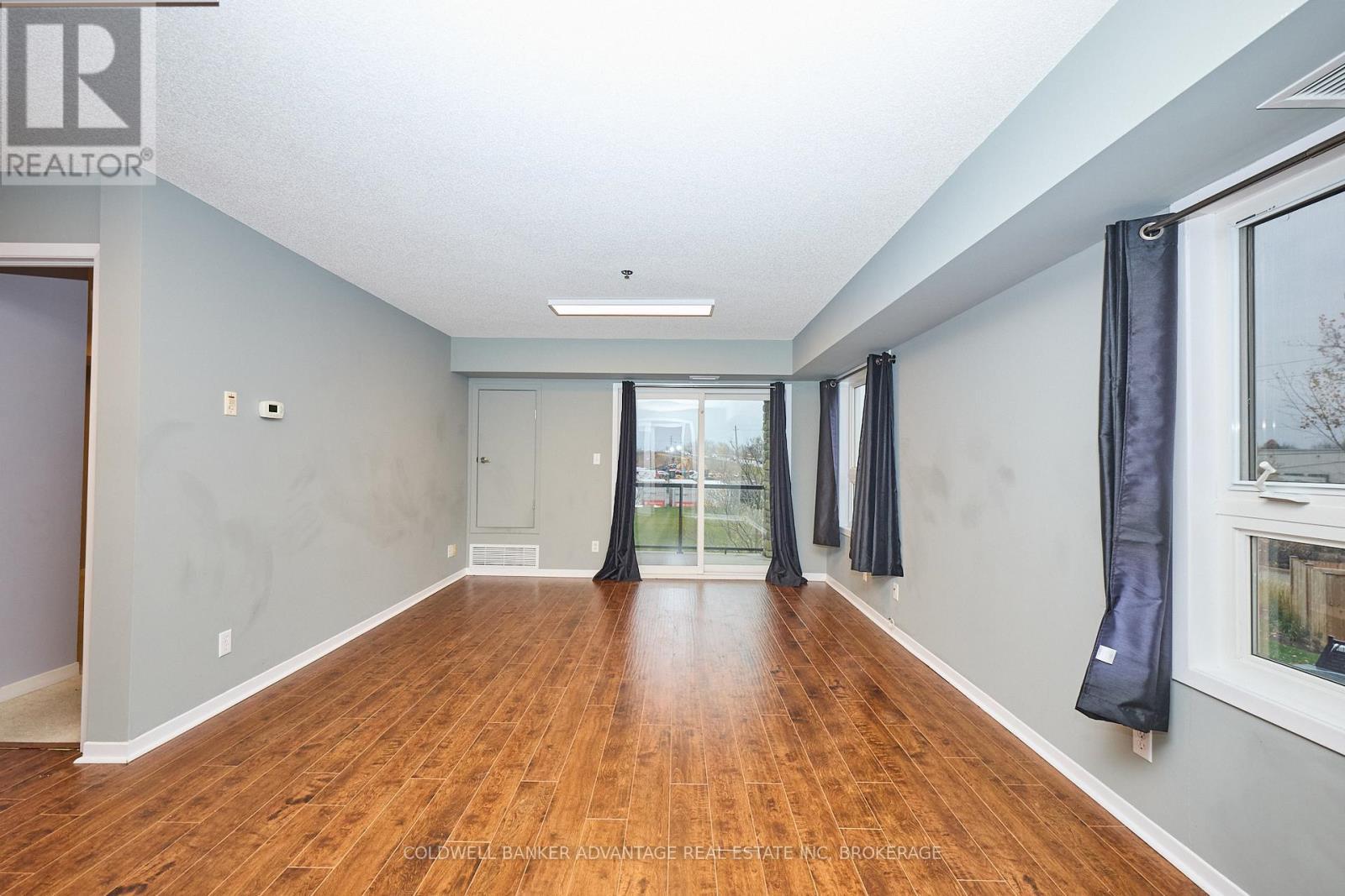 1204 - 330 Prince Charles Drive S, Welland (Broadway), ON - Indoor Photo Showing Other Room