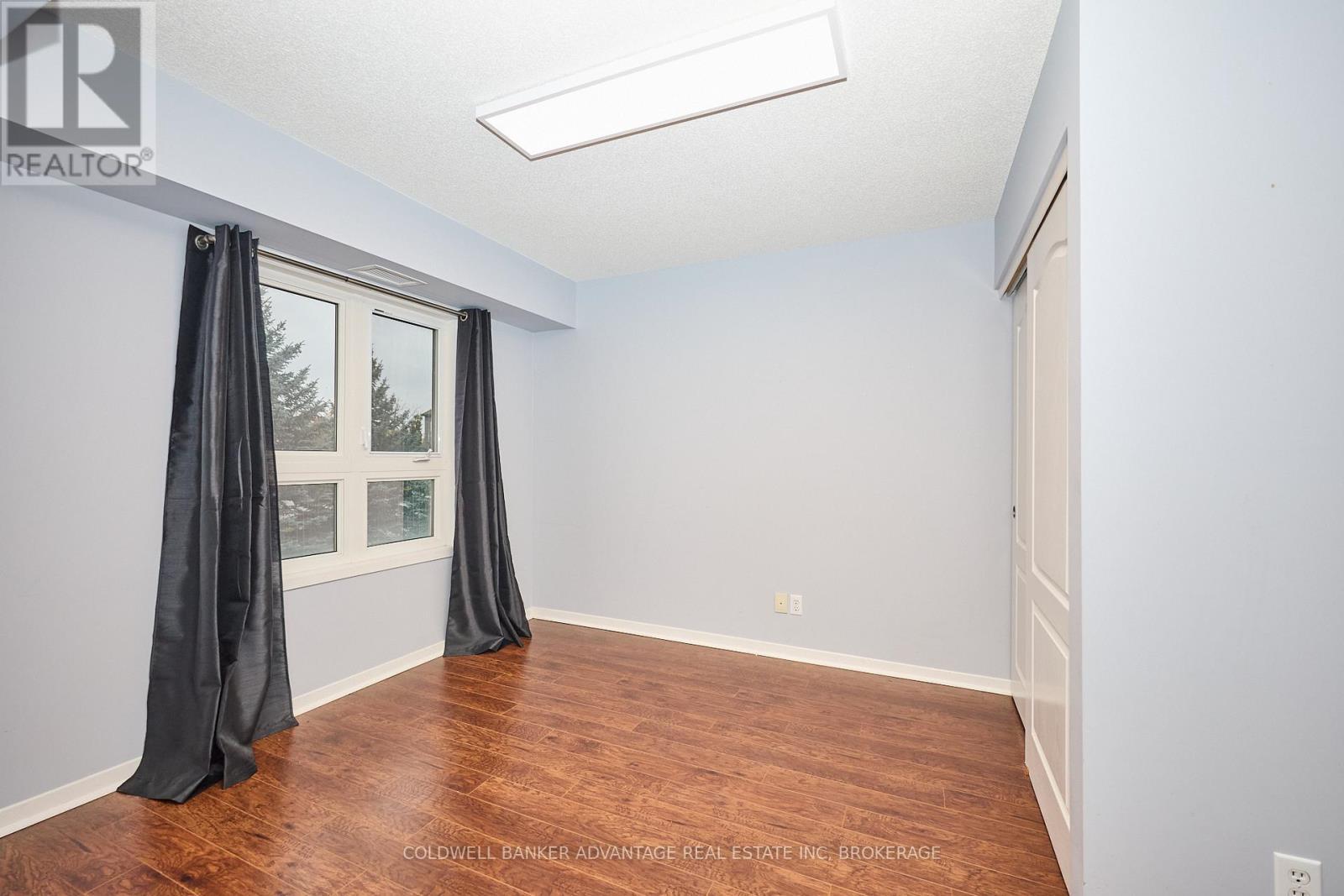 1204 - 330 Prince Charles Drive S, Welland (Broadway), ON - Indoor Photo Showing Other Room