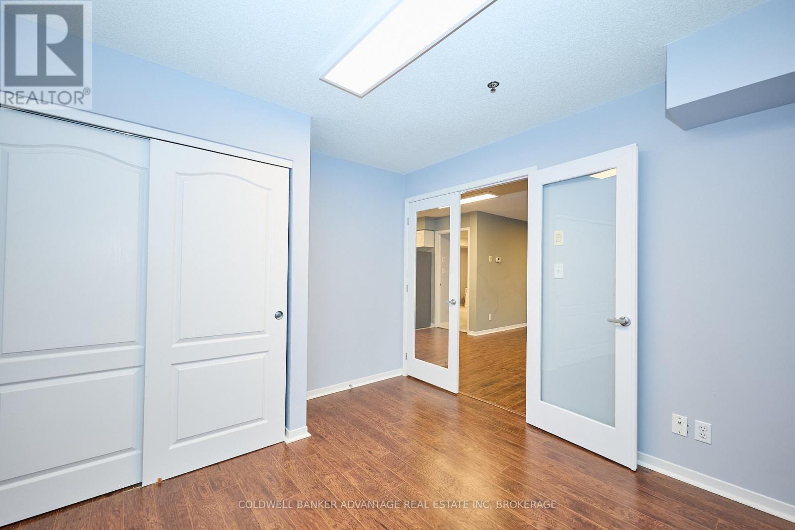 1204 - 330 Prince Charles Drive S, Welland (Broadway), ON - Indoor Photo Showing Other Room