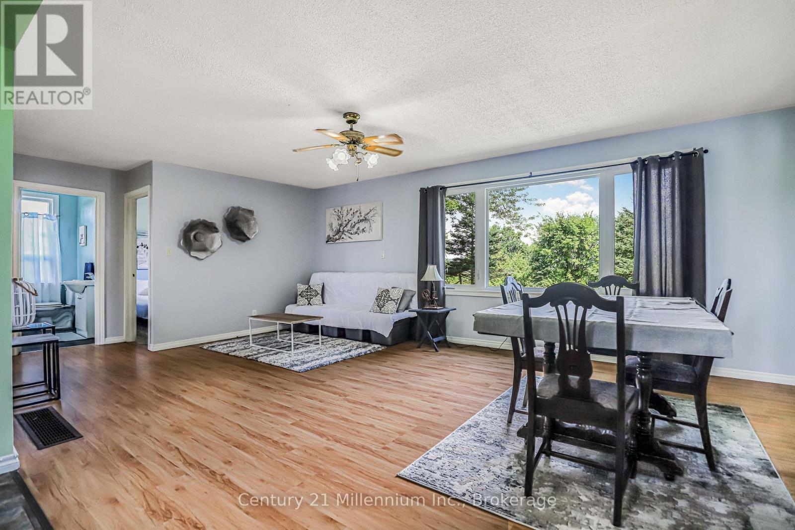 823 12 Concession, South Bruce, ON - Indoor Photo Showing Dining Room