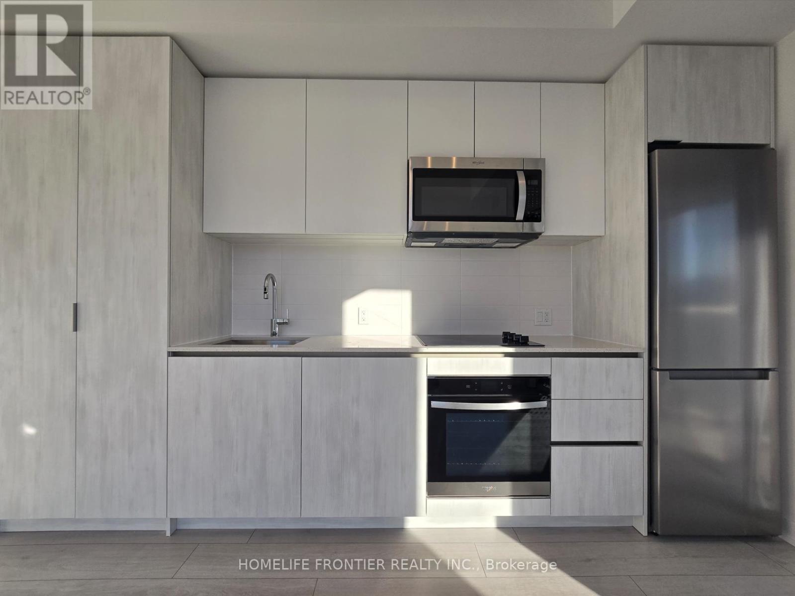 719 - 5858 Yonge Street, Toronto, ON - Indoor Photo Showing Other Room