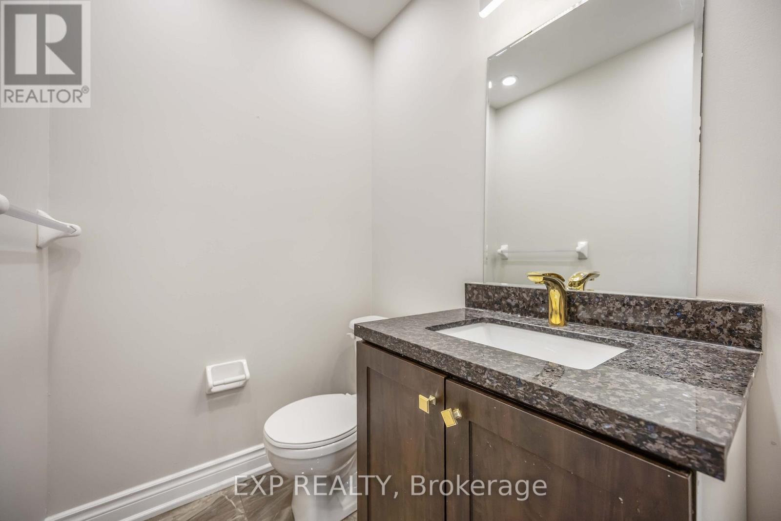 26 Salamander Street, Toronto, ON - Indoor Photo Showing Bathroom
