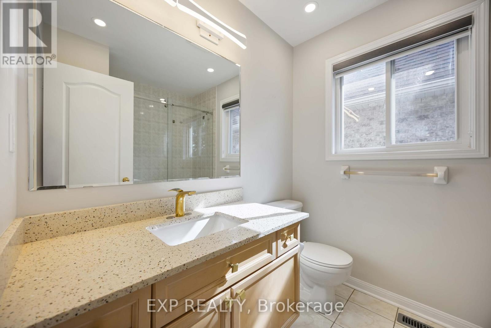 26 Salamander Street, Toronto, ON - Indoor Photo Showing Bathroom