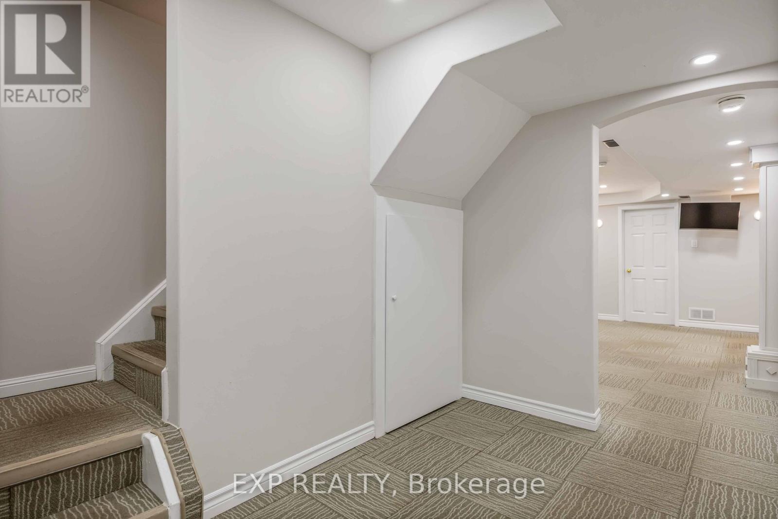 26 Salamander Street, Toronto, ON - Indoor Photo Showing Other Room