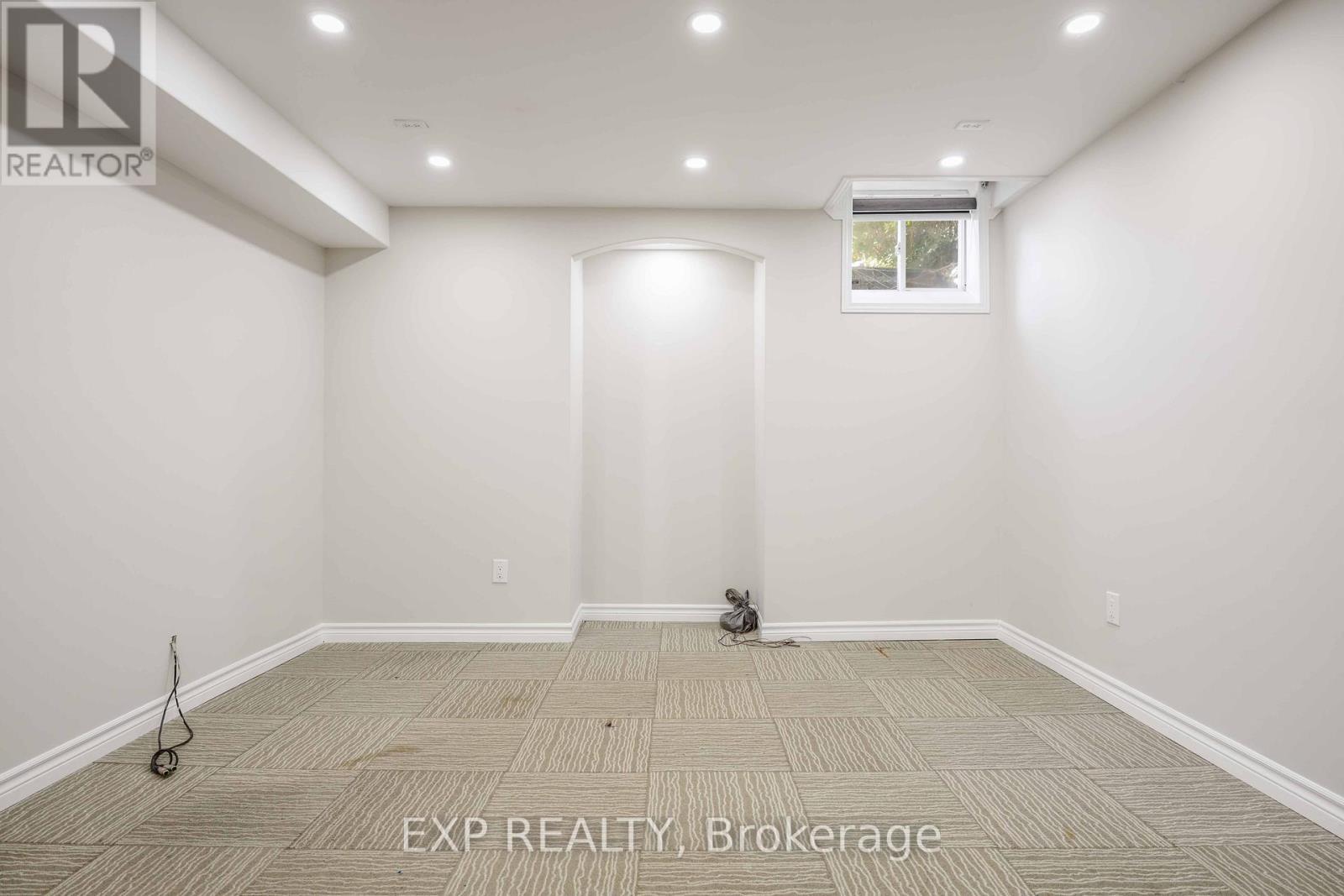 26 Salamander Street, Toronto, ON - Indoor Photo Showing Other Room