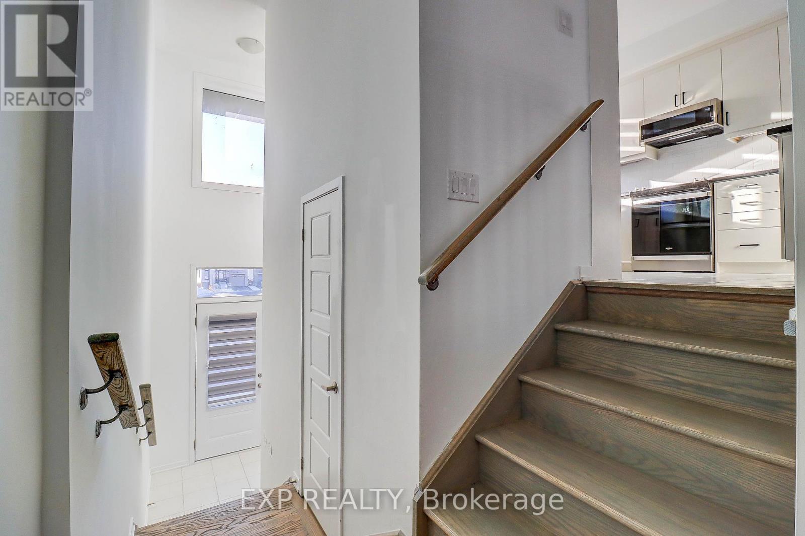 756 Heathrow Path, Oshawa, ON - Indoor Photo Showing Other Room