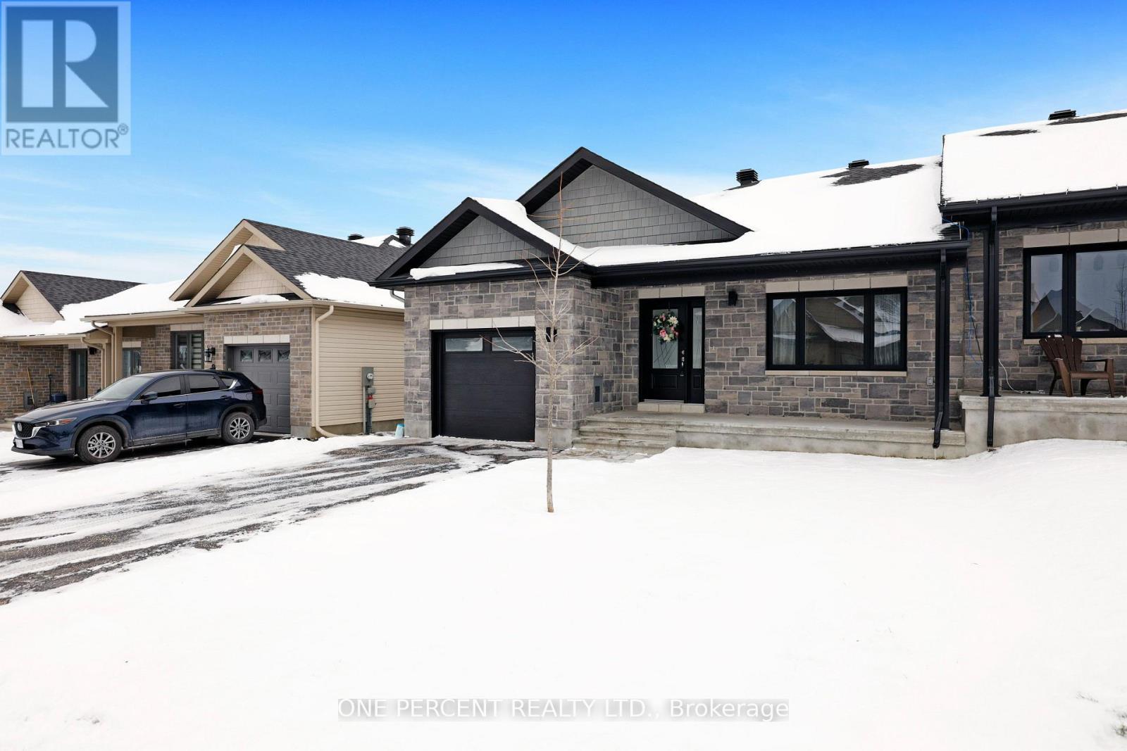 4 Yade Road, Arnprior, ON - With Facade