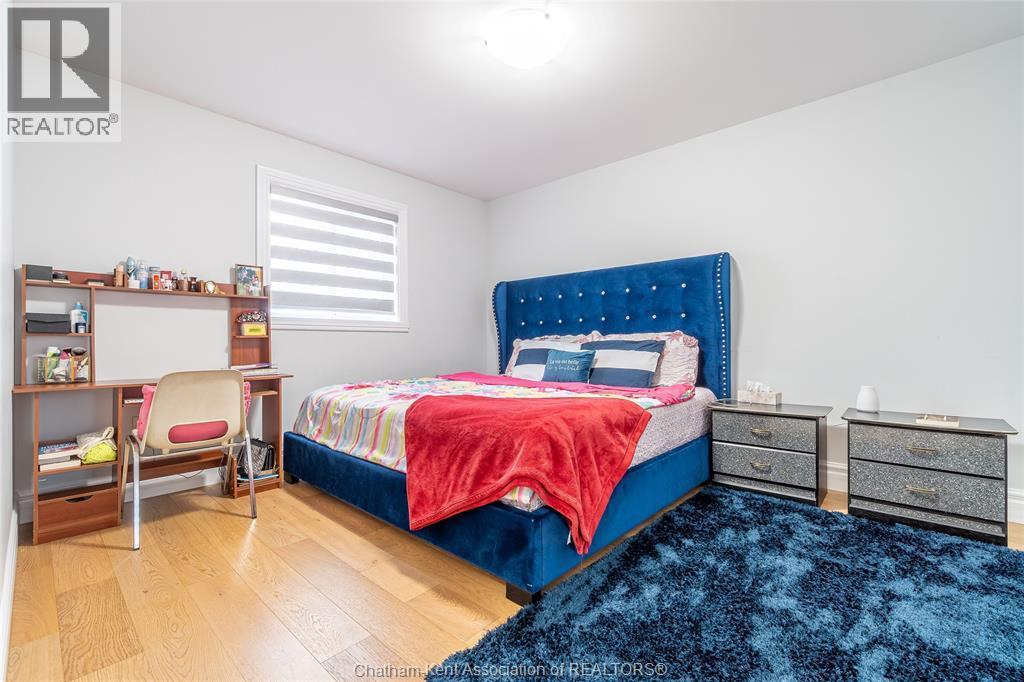 44 Peachtree Lane, Chatham, ON - Indoor Photo Showing Bedroom