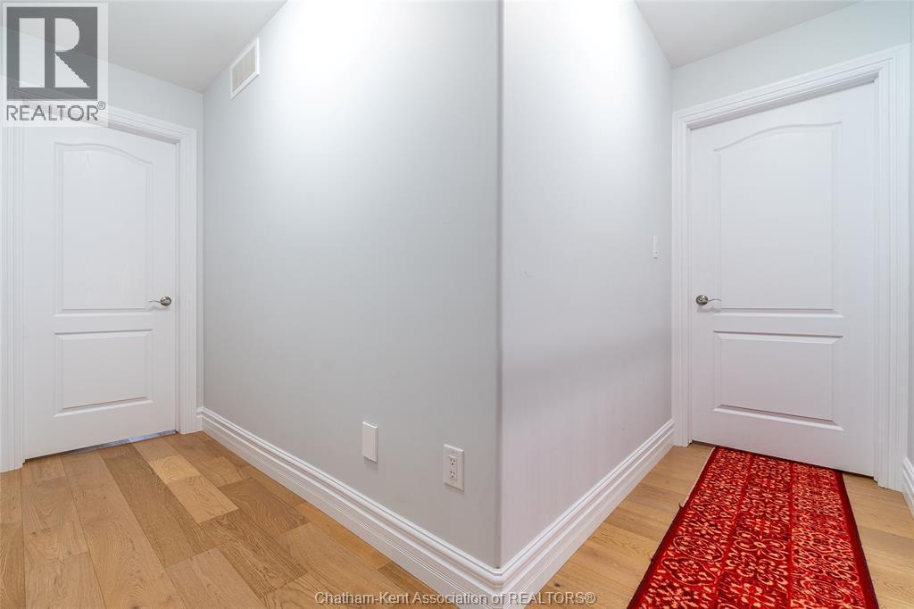 44 Peachtree Lane, Chatham, ON - Indoor Photo Showing Other Room