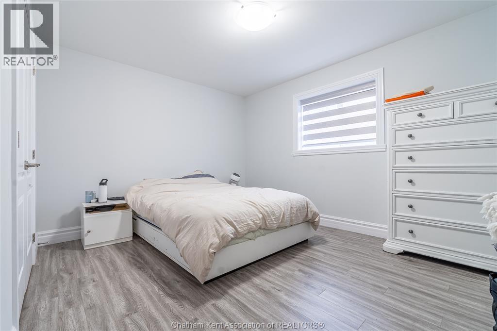 44 Peachtree Lane, Chatham, ON - Indoor Photo Showing Bedroom