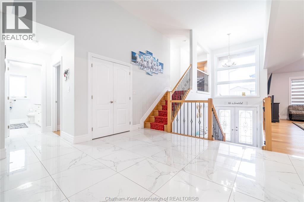 44 Peachtree Lane, Chatham, ON - Indoor Photo Showing Other Room