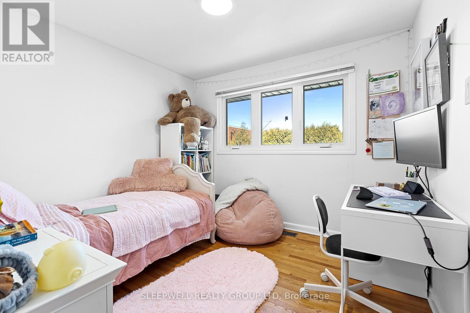 1874 Rideau Garden Drive, Ottawa, ON - Indoor