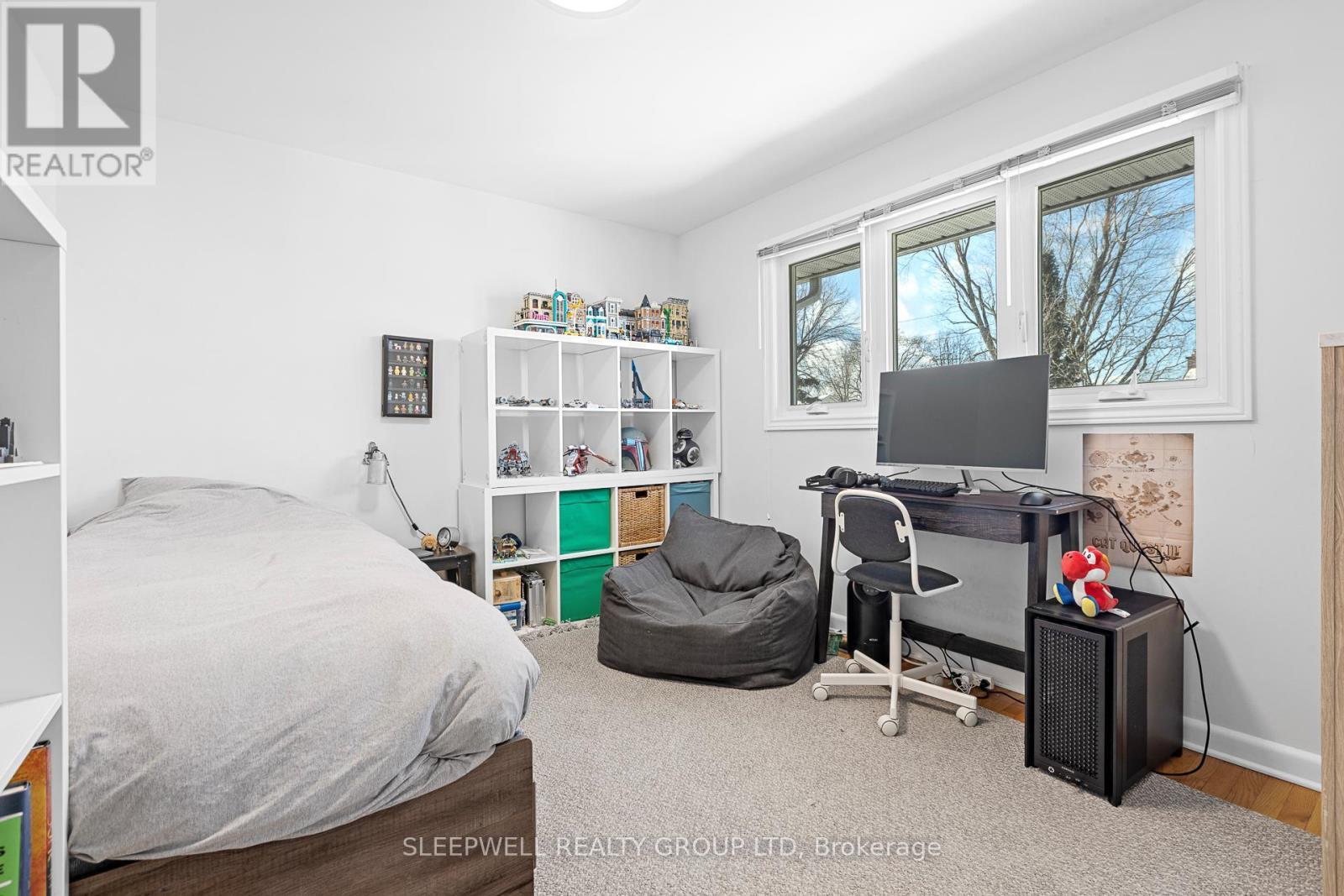 1874 Rideau Garden Drive, Ottawa, ON - Indoor Photo Showing Bedroom