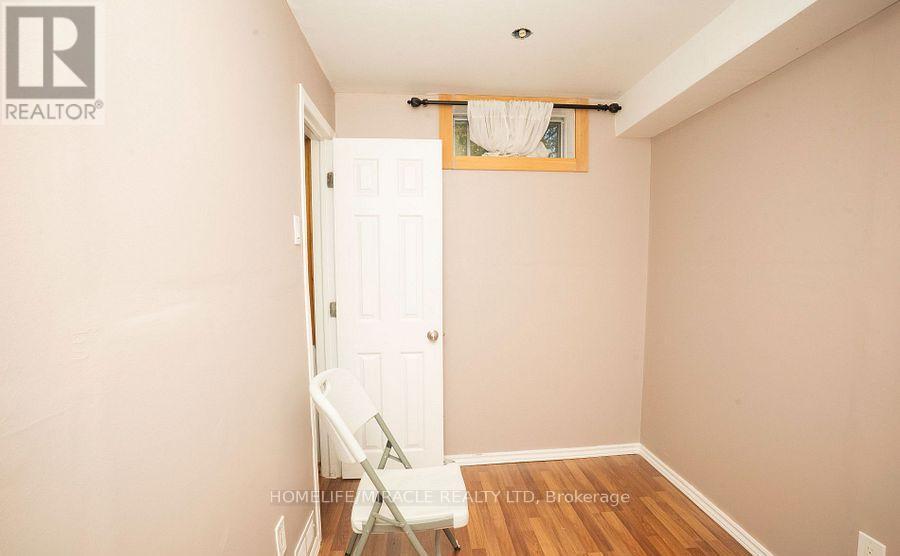 27 Killaloe Crescent, Halton Hills, ON - Indoor Photo Showing Other Room