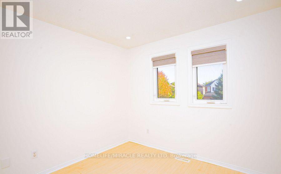 27 Killaloe Crescent, Halton Hills, ON - Indoor Photo Showing Other Room