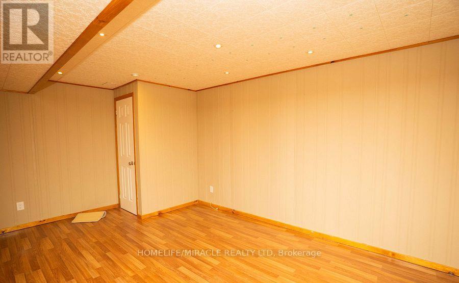 27 Killaloe Crescent, Halton Hills, ON - Indoor Photo Showing Other Room