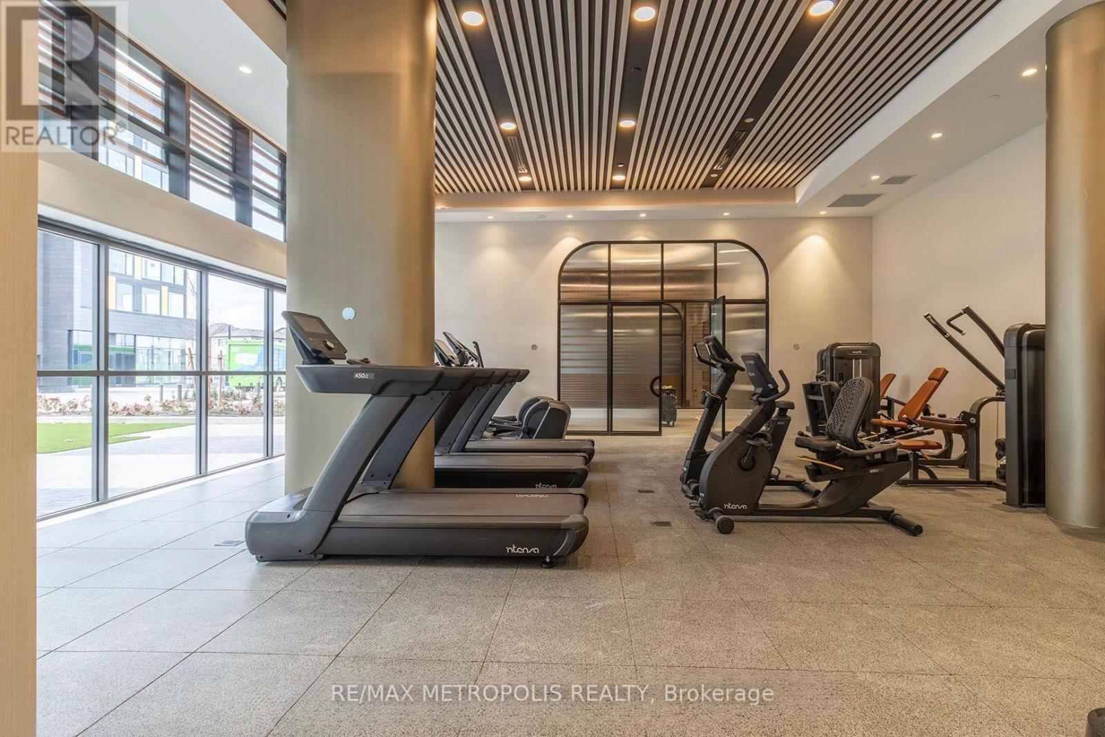 413 - 1415 Dundas Street E, Oakville, ON - Indoor Photo Showing Gym Room