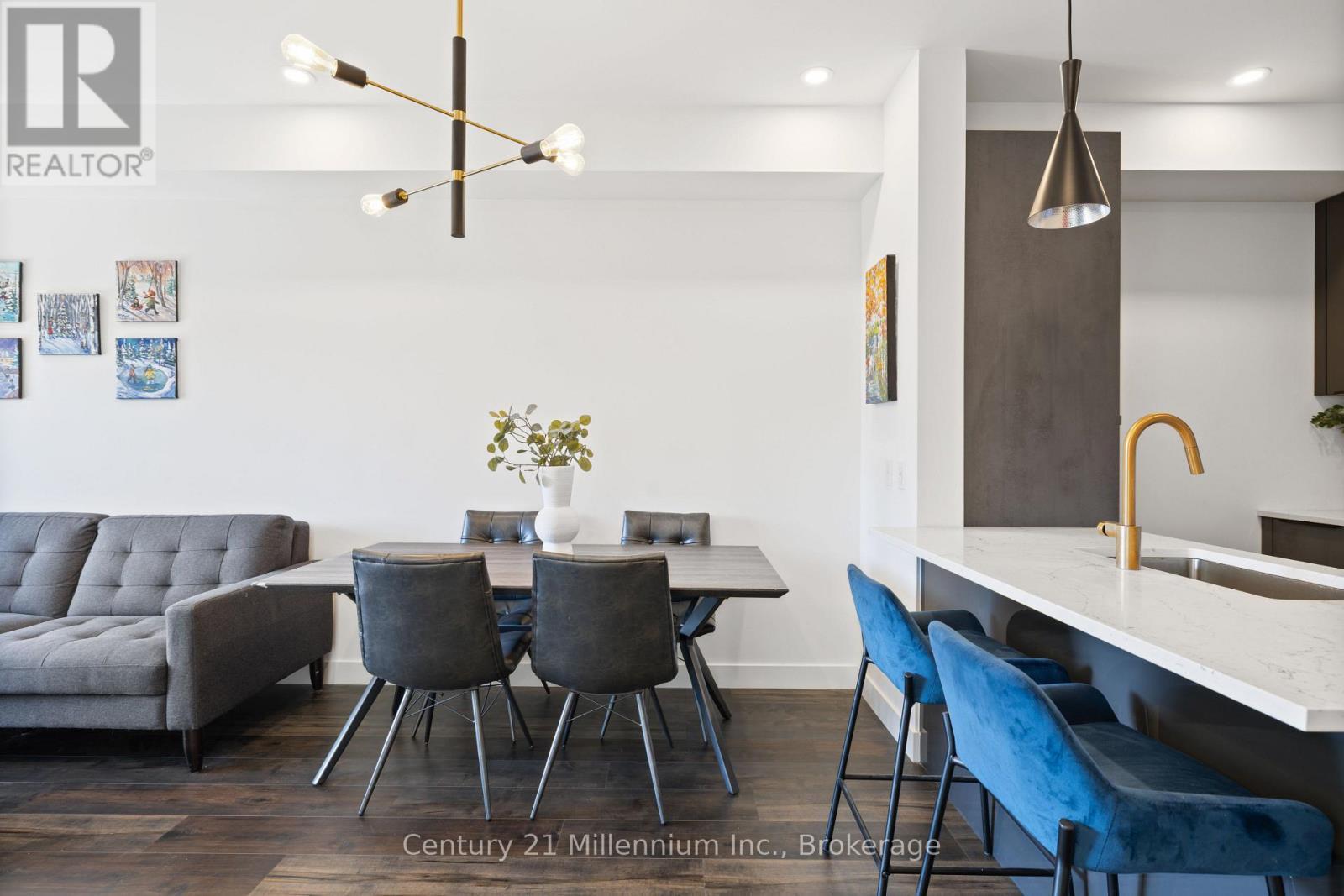 306 - 20 Beckwith Lane, Blue Mountains, ON - Indoor