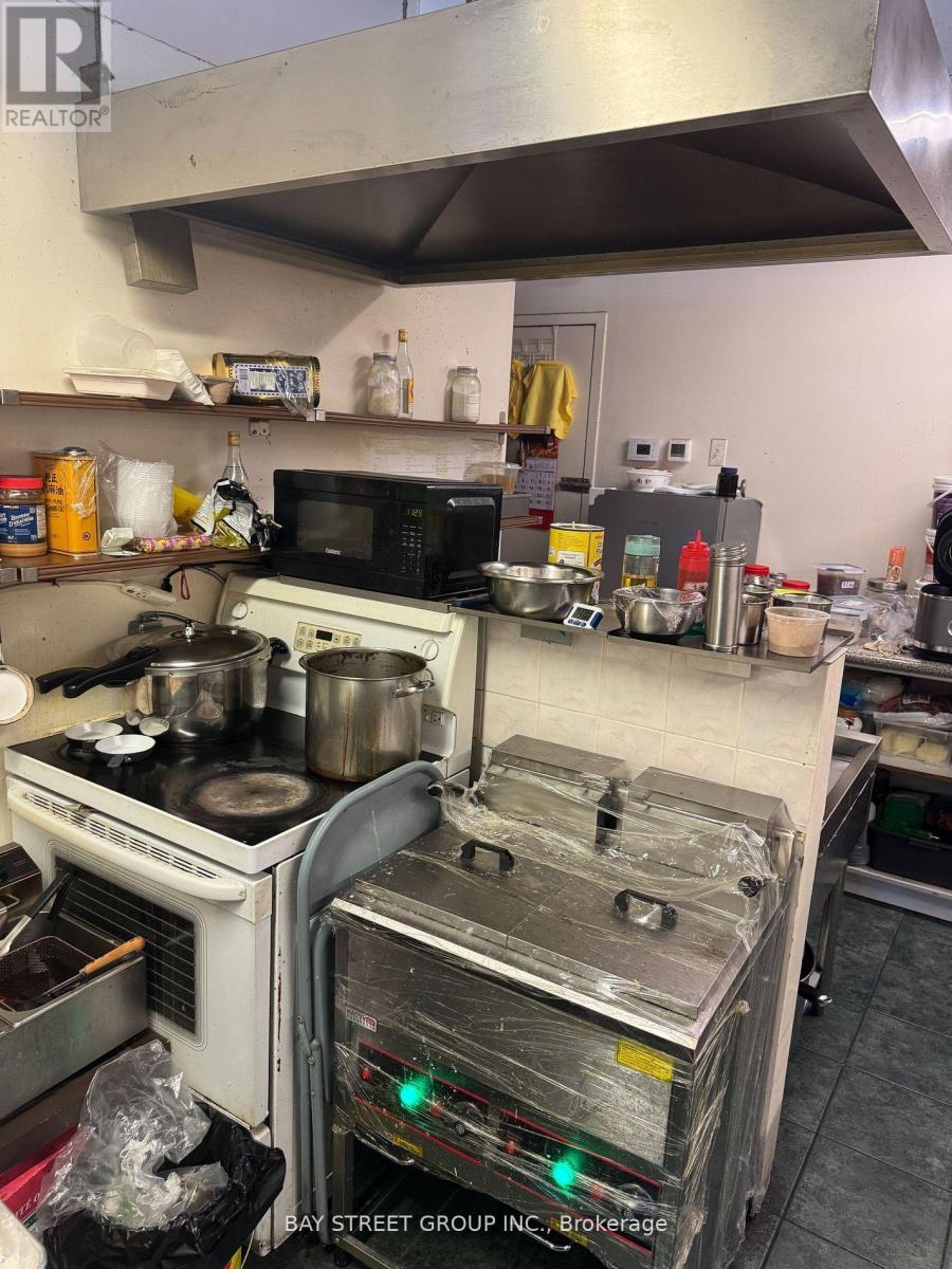 G9-G10 - 8 Glen Watford Drive, Toronto, ON