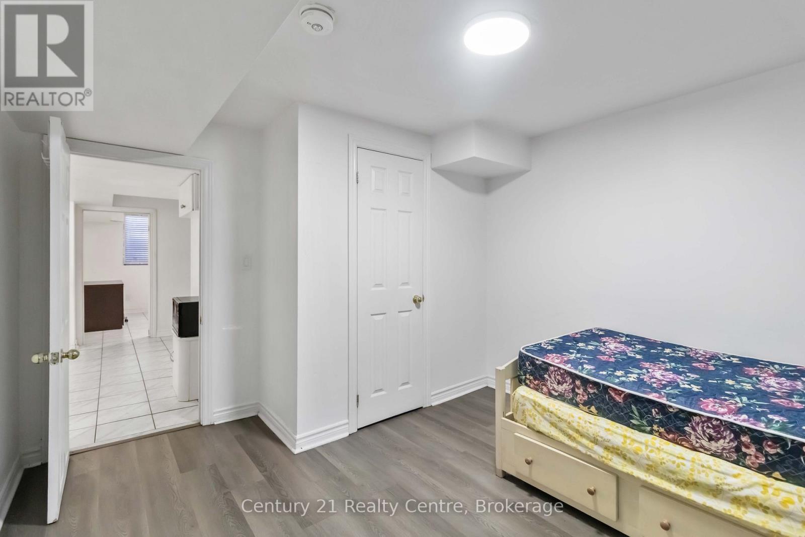 Bsmnt - 3073 Ireson Court, Mississauga, ON - Indoor Photo Showing Bedroom
