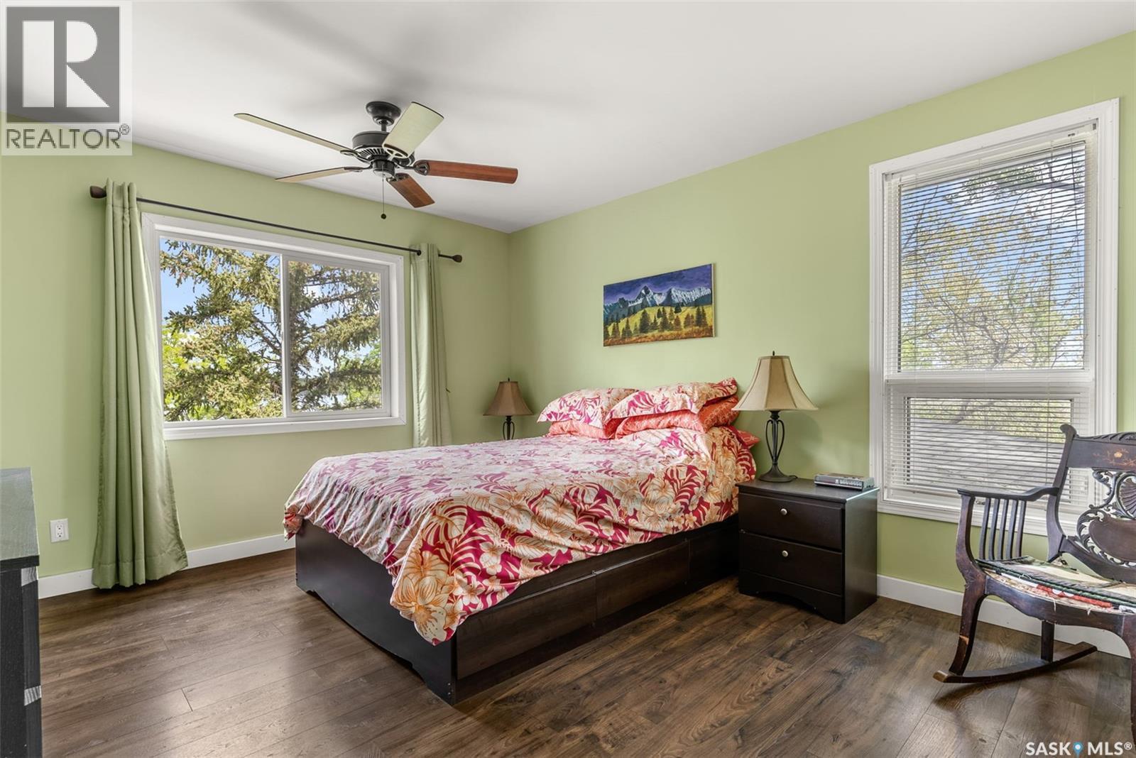 225 3Rd Street E, Regina Beach, SK - Indoor Photo Showing Bedroom