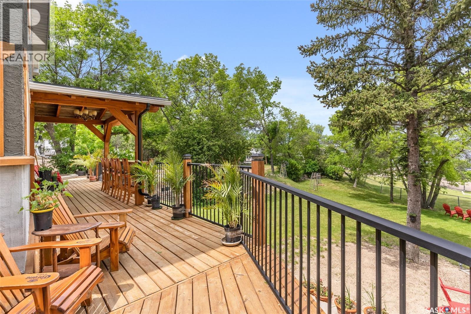 225 3Rd Street E, Regina Beach, SK - Outdoor With Deck Patio Veranda With Exterior