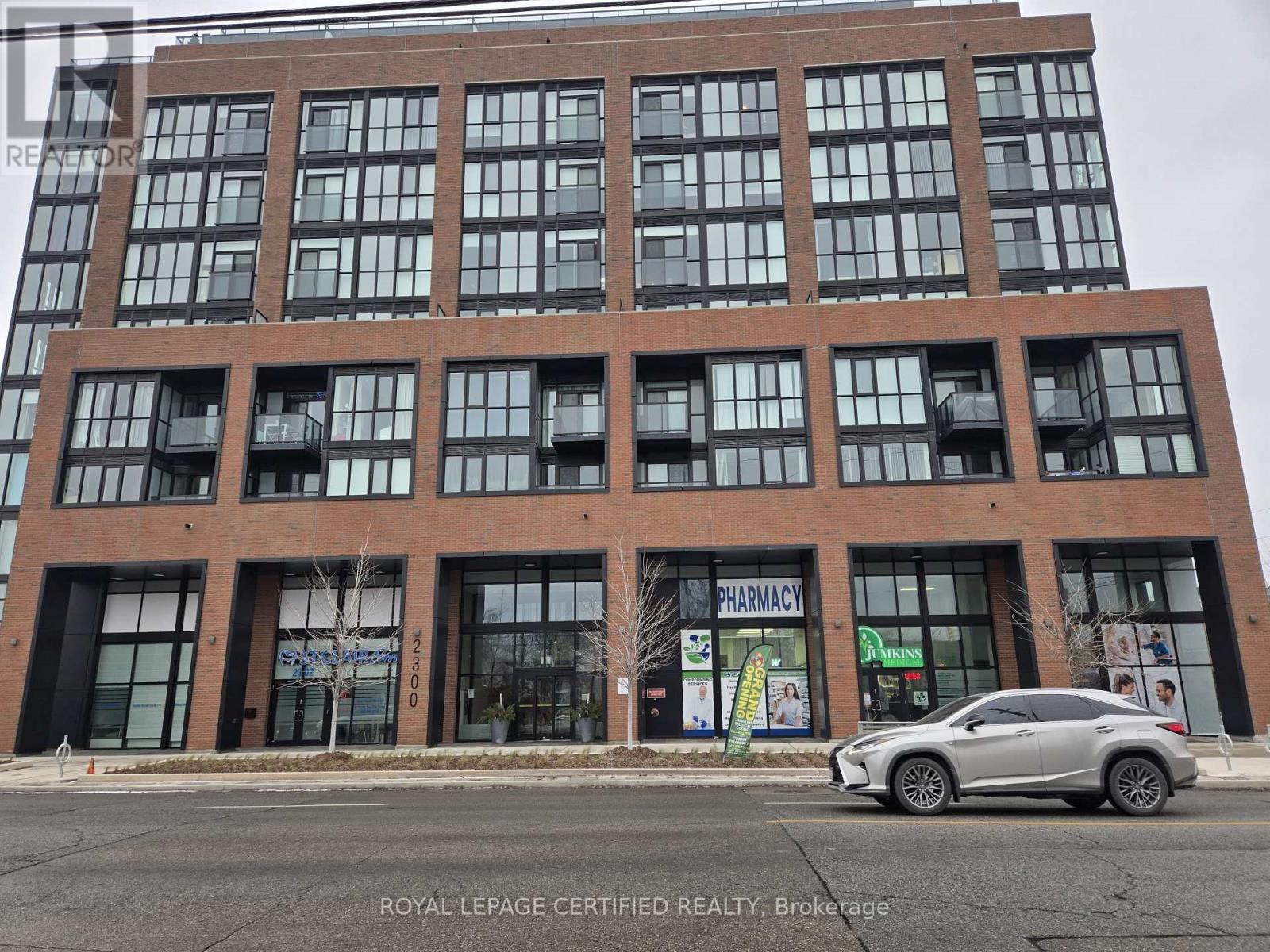 616 - 2300 St Clair Avenue W, Toronto, ON - Outdoor With Facade