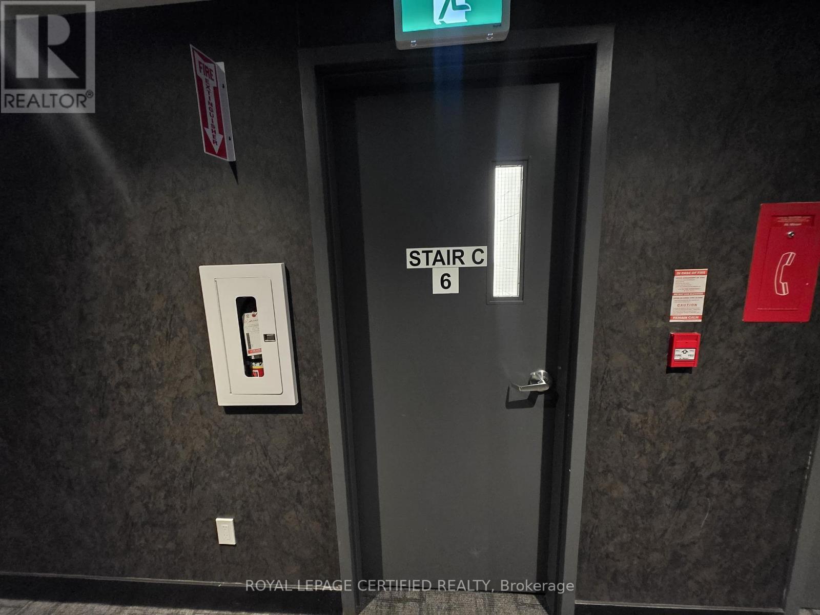 616 - 2300 St Clair Avenue W, Toronto, ON -