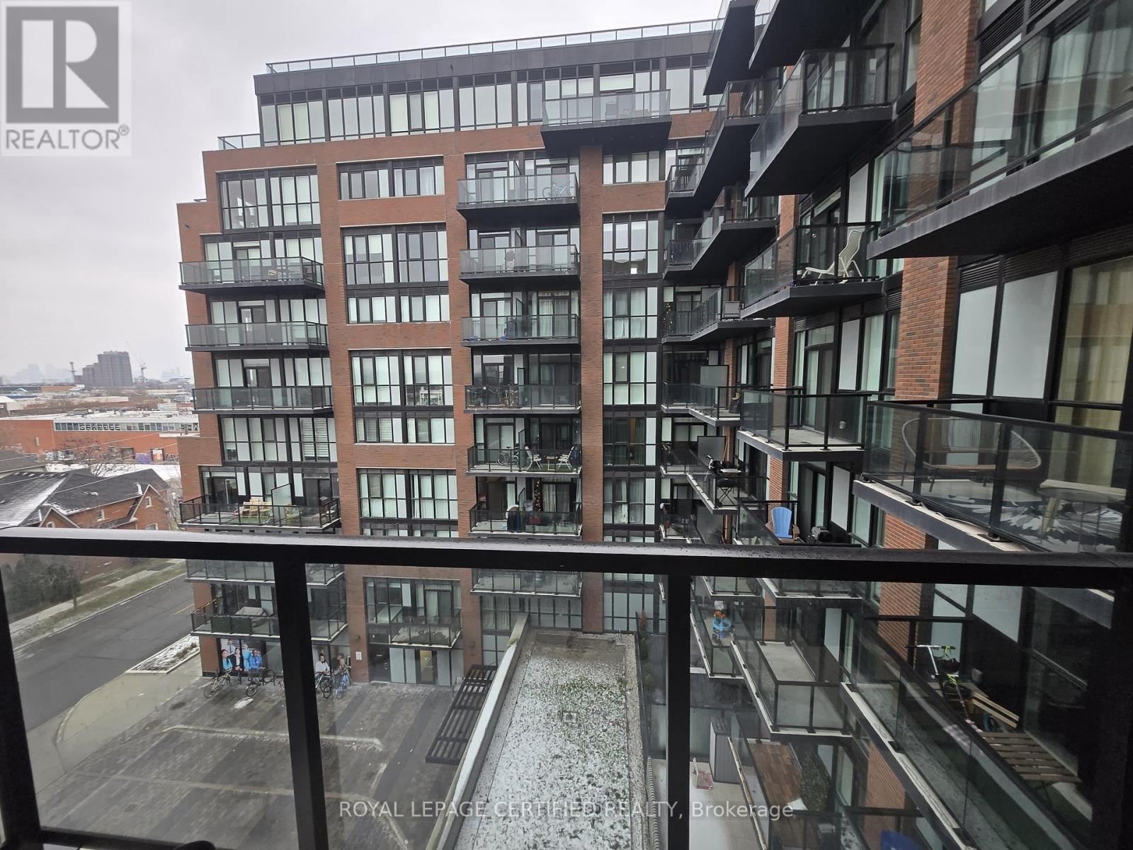 616 - 2300 St Clair Avenue W, Toronto, ON - Outdoor