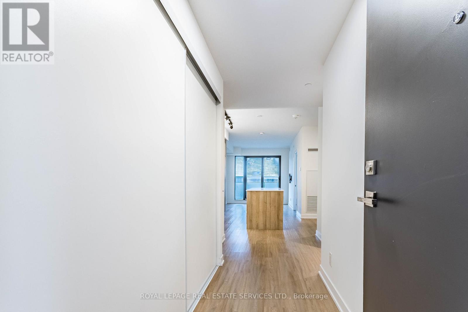 316 - 430 Roncesvalles Avenue, Toronto, ON - Indoor Photo Showing Other Room