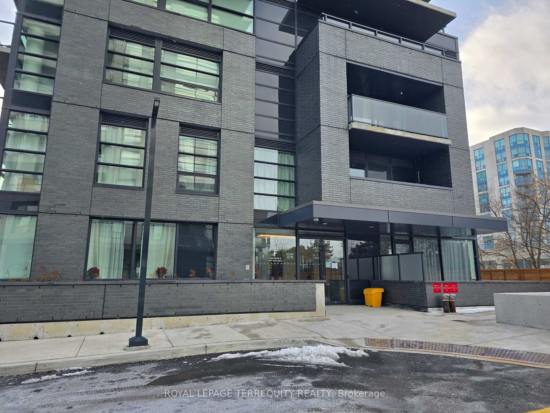 453 F-1608 Charles Street, Whitby, ON - Outdoor With Balcony