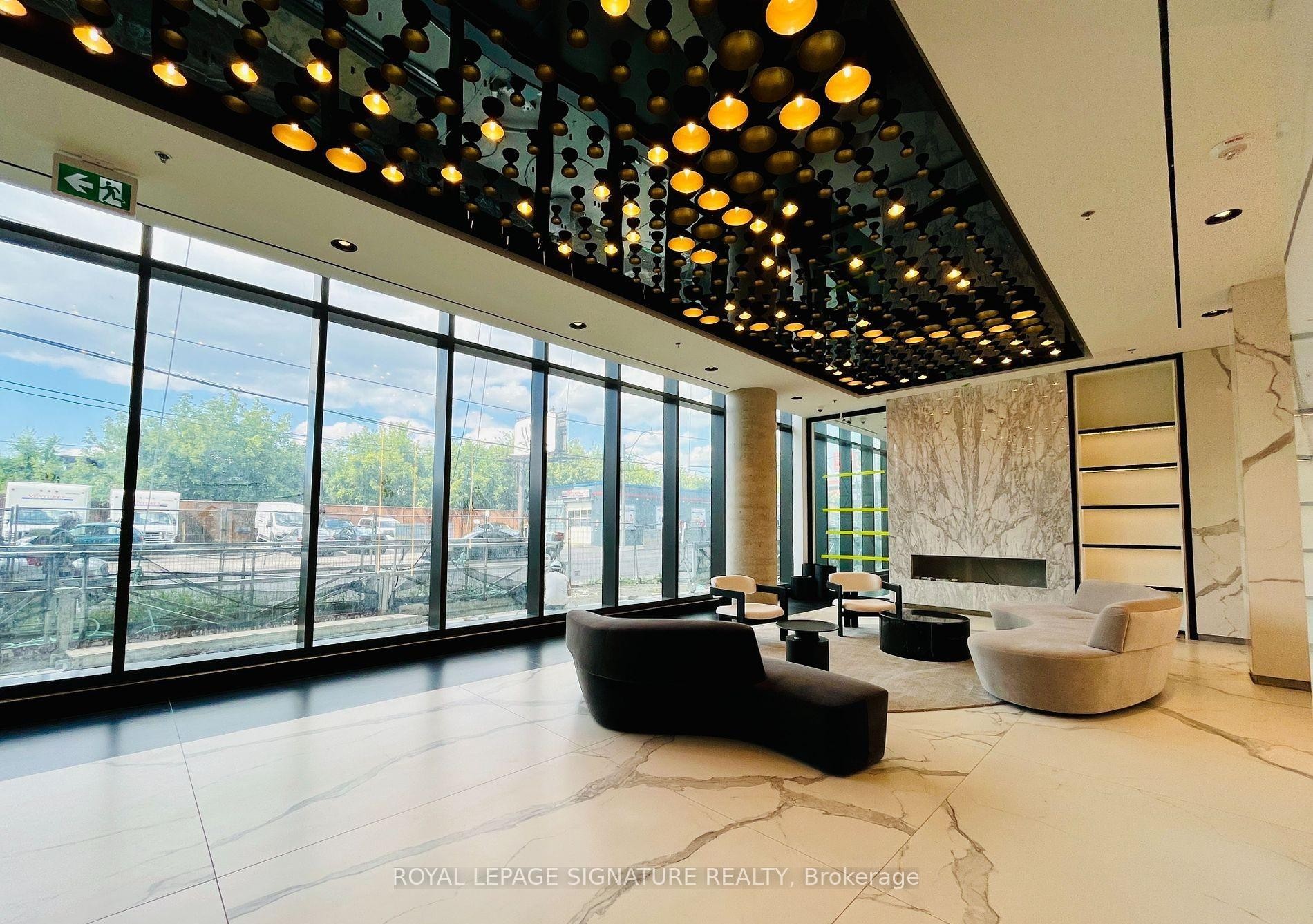 1911-1285 Dupont Street, Toronto, ON - Indoor Photo Showing Other Room