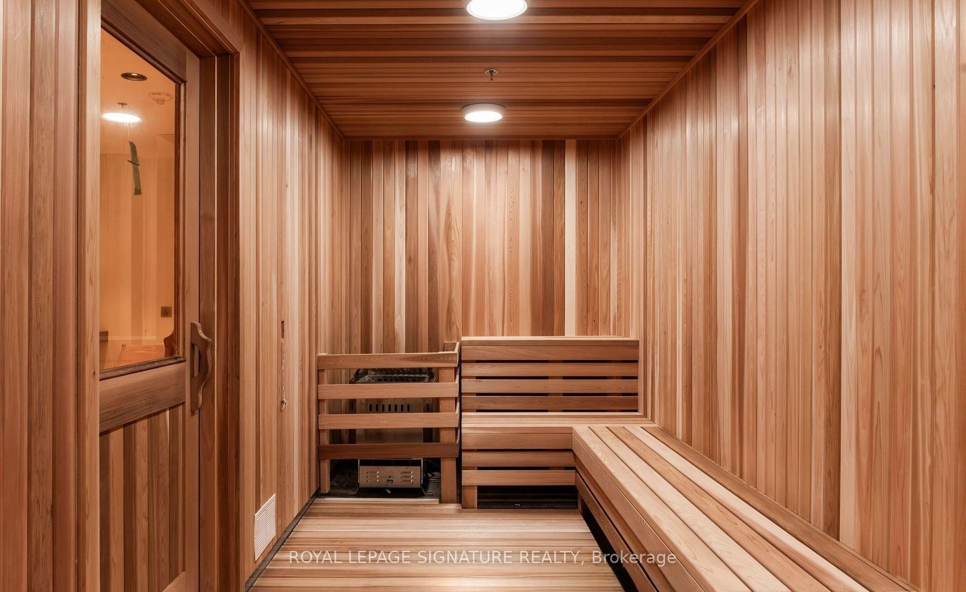 1911-1285 Dupont Street, Toronto, ON - Indoor Photo Showing Other Room