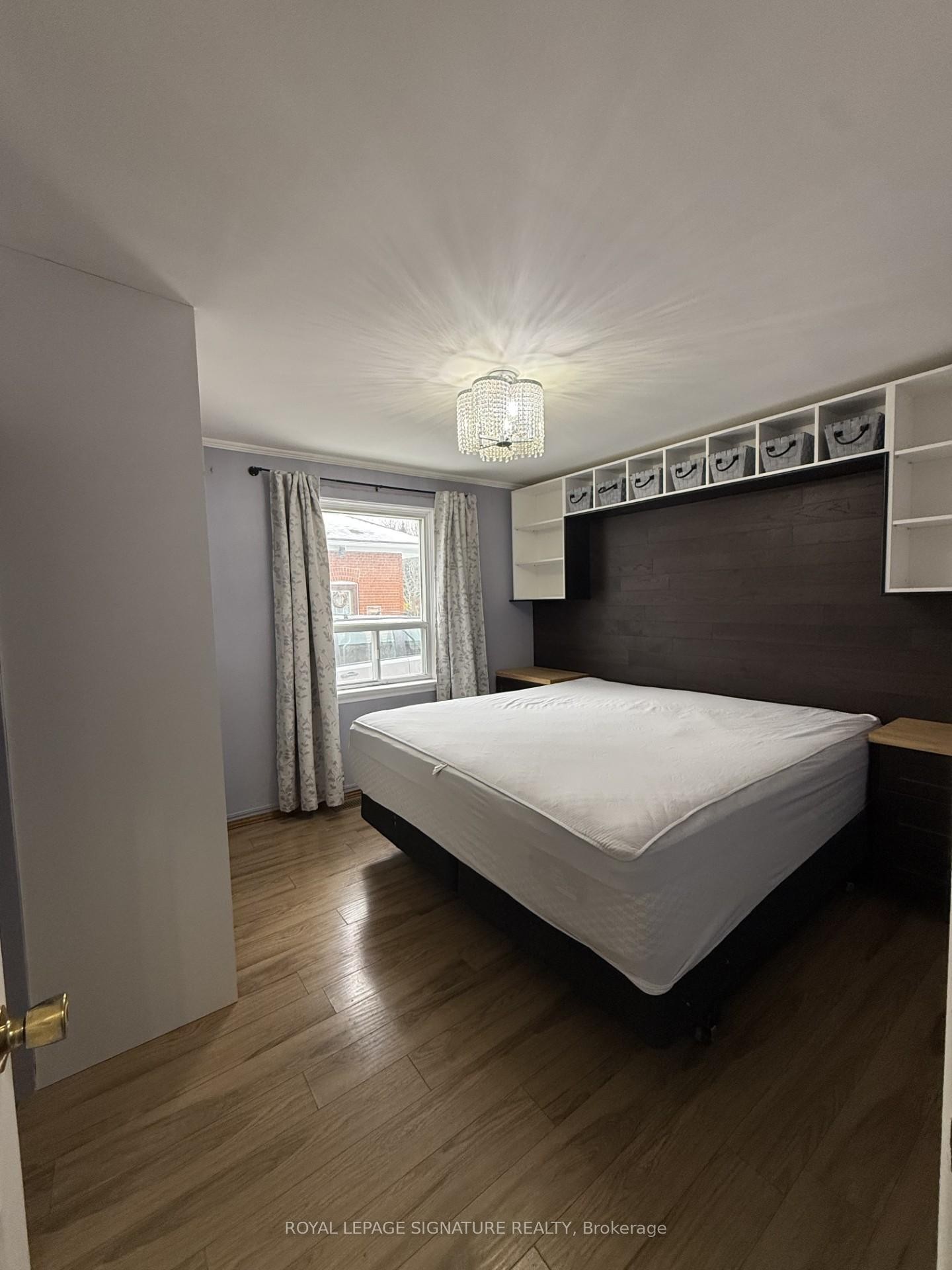Main-103 Cleta Drive, Toronto, ON - Indoor Photo Showing Bedroom