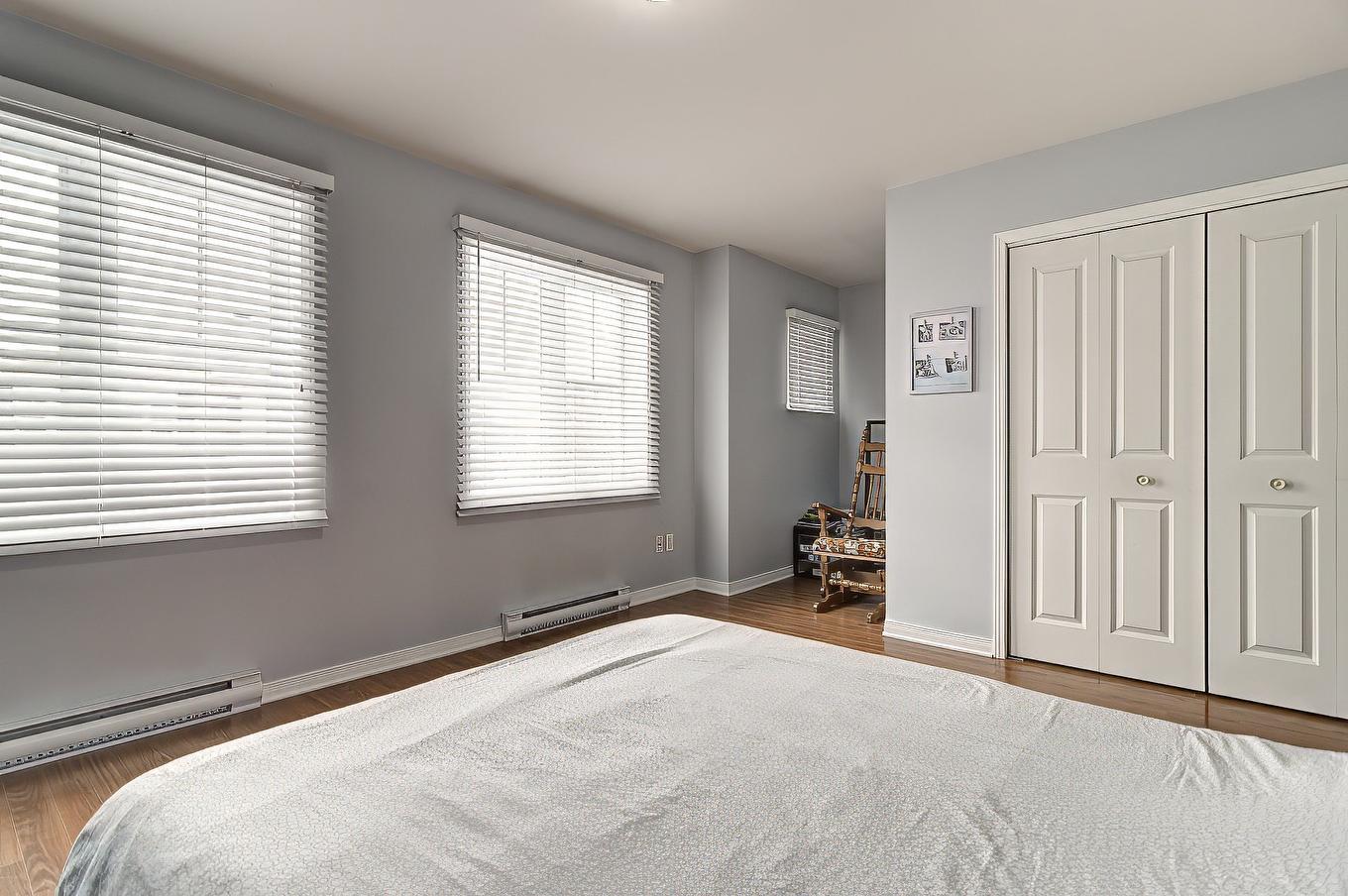 Bedroom - 439 Place Des Pluviers, Mascouche, QC - Indoor Photo Showing Bedroom