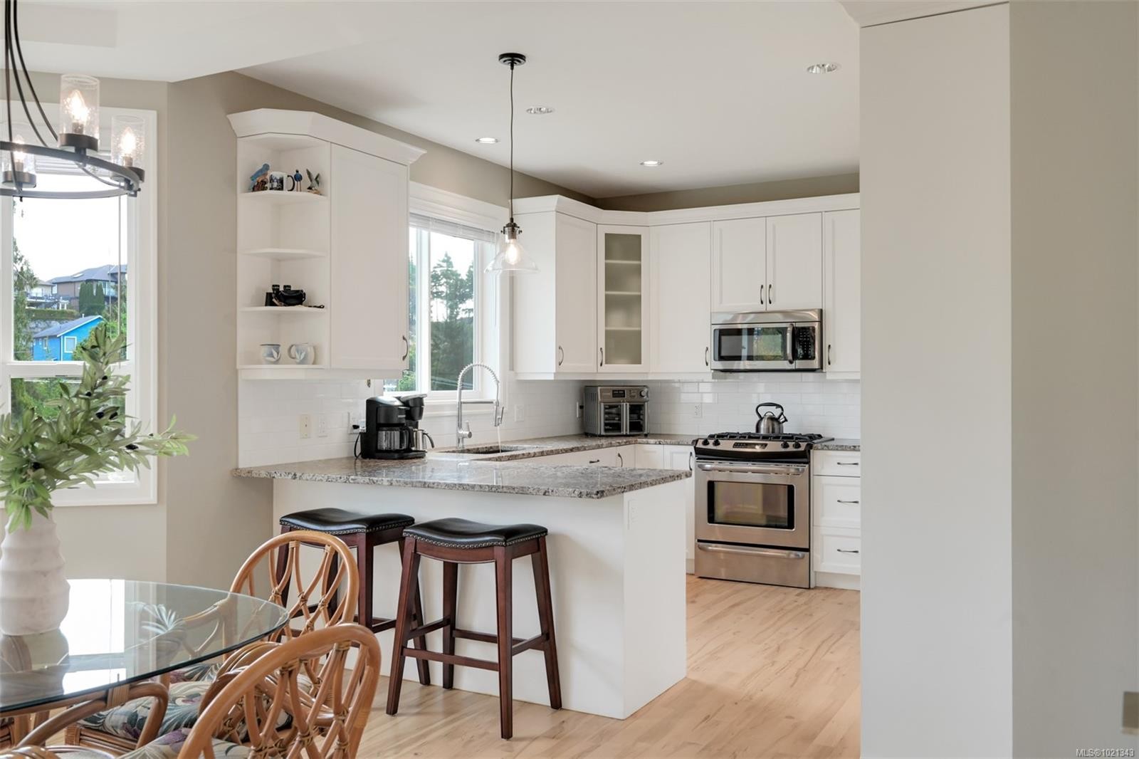 3445 Hopwood Pl, Colwood, BC