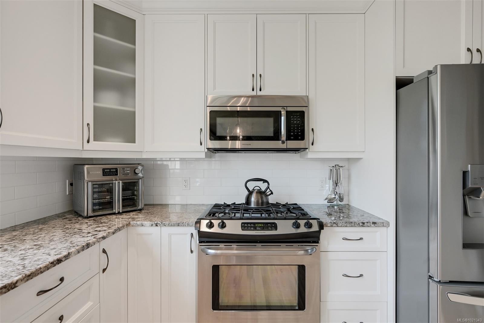 3445 Hopwood Pl, Colwood, BC