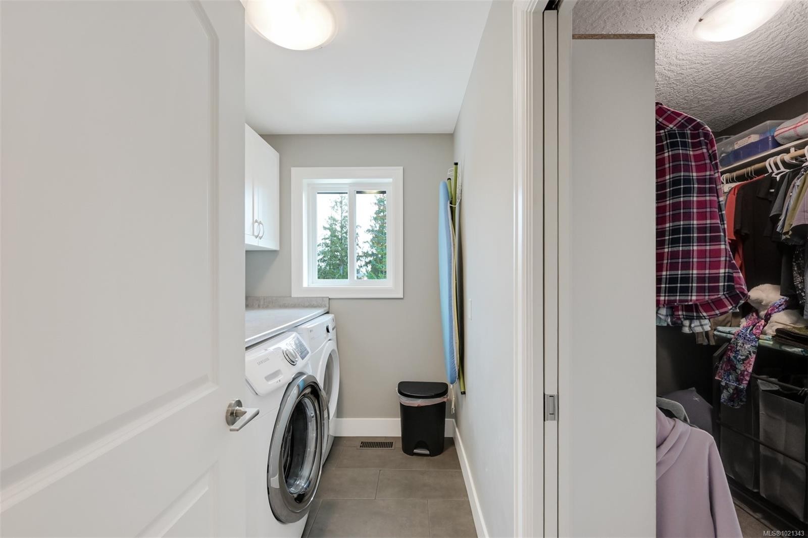 3445 Hopwood Pl, Colwood, BC