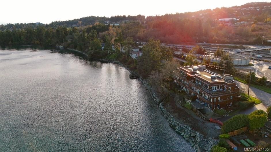 102-9115 Lochside Dr, North Saanich, BC - Outdoor With View