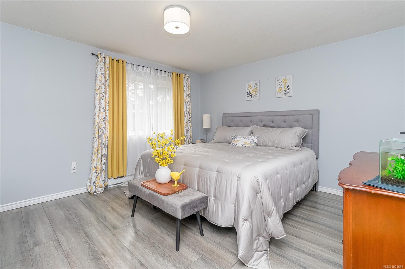 3324 Renita Ridge Rd, Duncan, BC - Indoor Photo Showing Bedroom