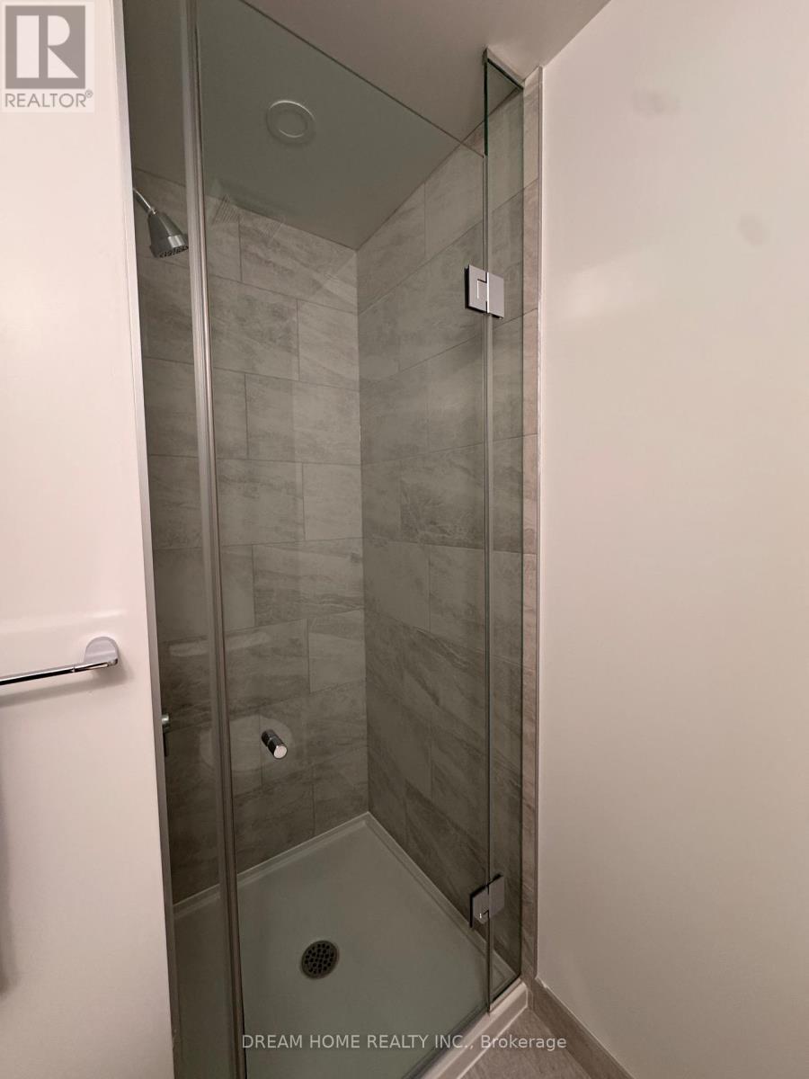 2909 - 395 Square One Drive, Mississauga, ON - Indoor Photo Showing Bathroom