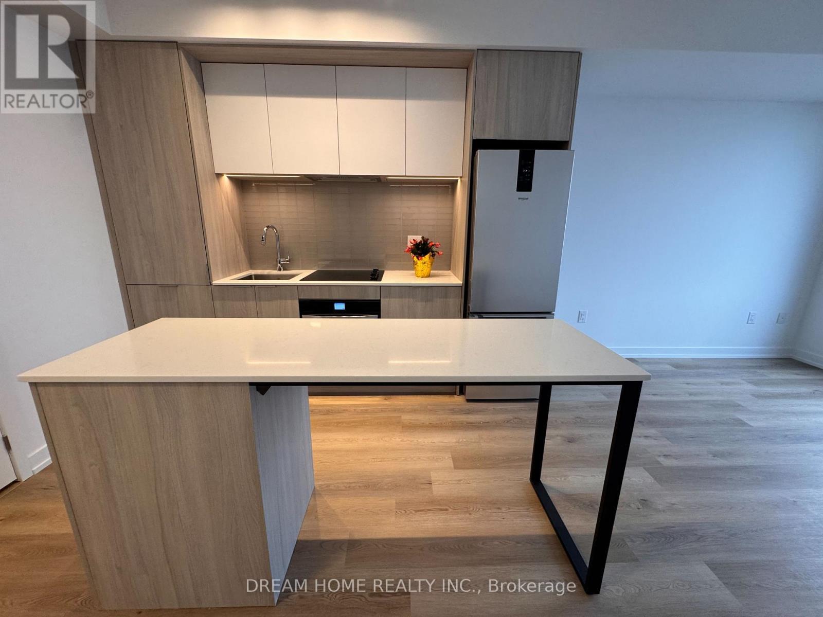 2909 - 395 Square One Drive, Mississauga, ON - Indoor Photo Showing Kitchen