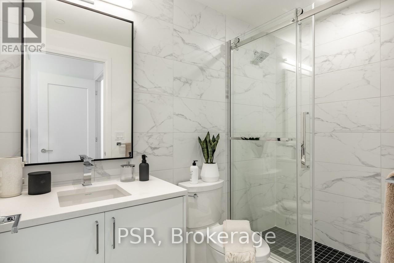 402 - 71 Redpath Avenue, Toronto, ON - Indoor Photo Showing Bathroom