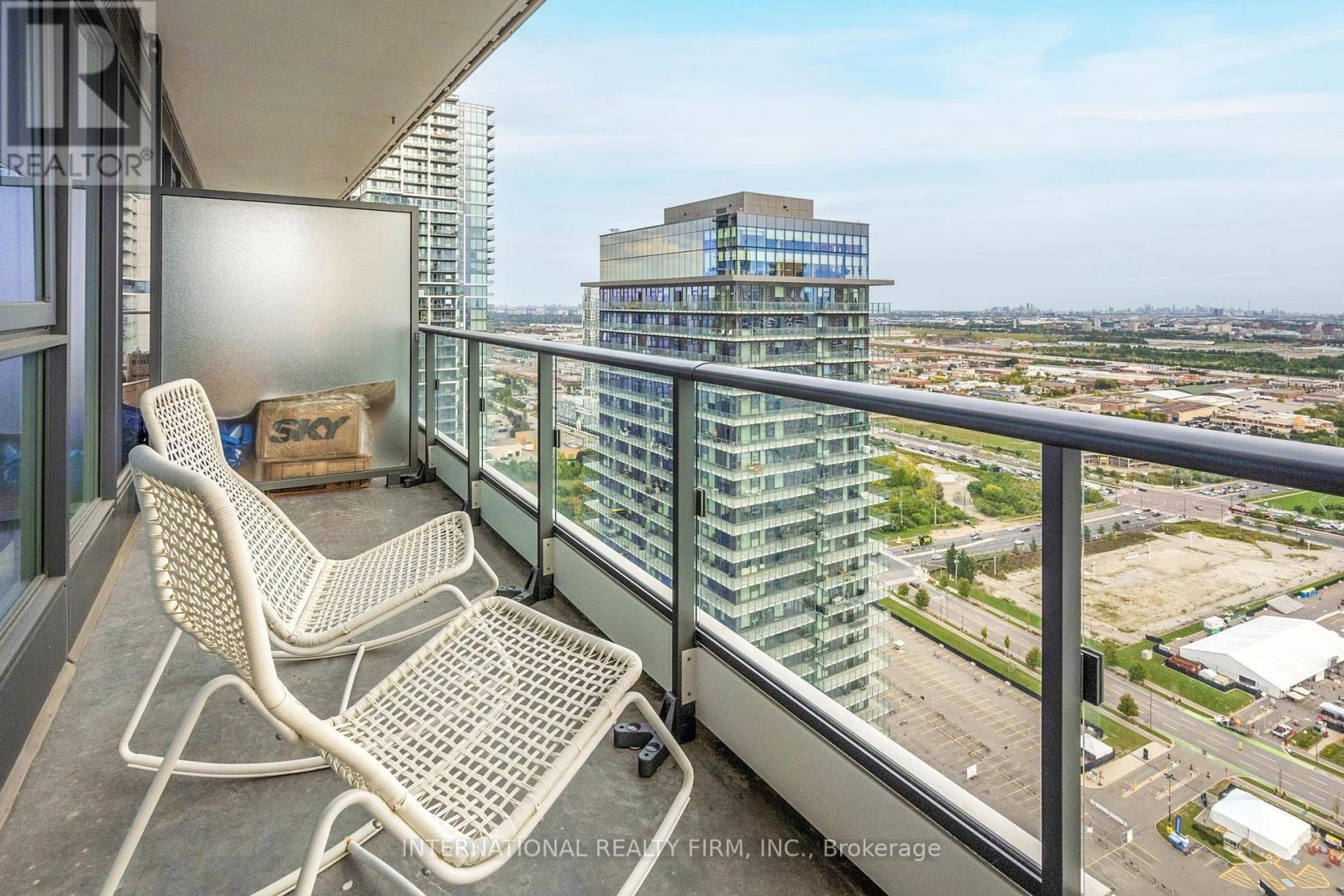 4008 - 950 Portage Parkway, Vaughan, ON - Outdoor With View With Exterior